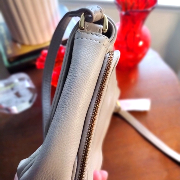 Tula Light Gray Leather Crossbody Bag - Picture 7 of 10